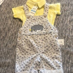 FIRST IMPRESSIONS Baby two piece, hippo bibs, 6 to 9 months